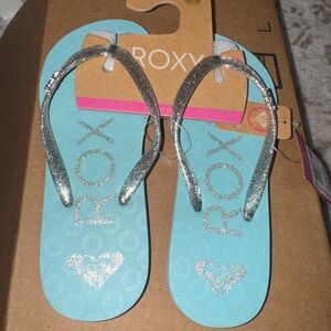 Roxy Silver Glitter Strap Flip Flops - Aqua Footbed